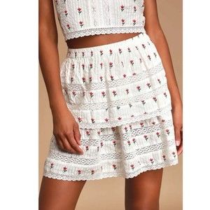 Lulus Blessful Babe White Floral Print Tiered Mini A Line Skirt -Size Medium
